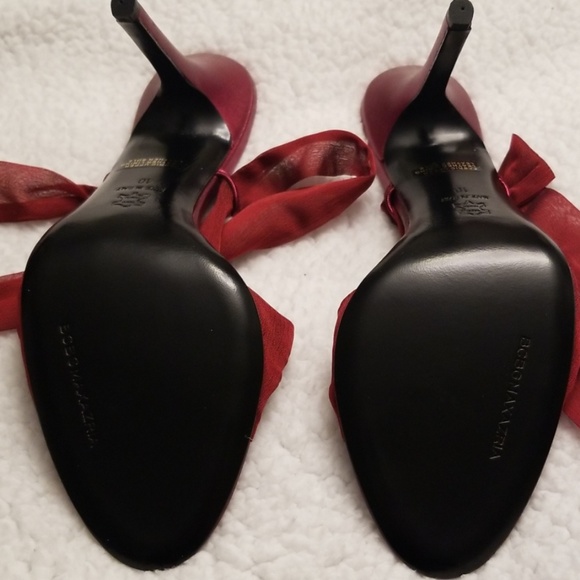 BCBG MaxAzria Mary Shoe - 10 - Picture 3 of 4